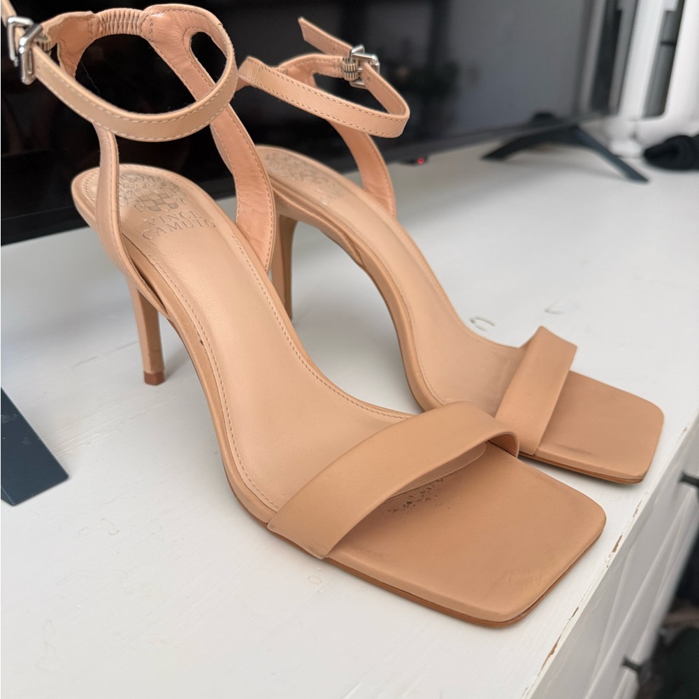 Vince Camuto Saprenda Nude Leather Square Toe Ankle Strap Stiletto Heel 9.5